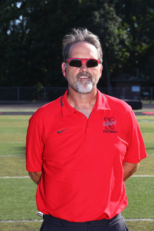 Jeff Flood, is the Head football coach at North as well as the full time staff member as the Japanese teacher. Jeff has over twenty years of coaching experience and has coached at North Salem since 2008.